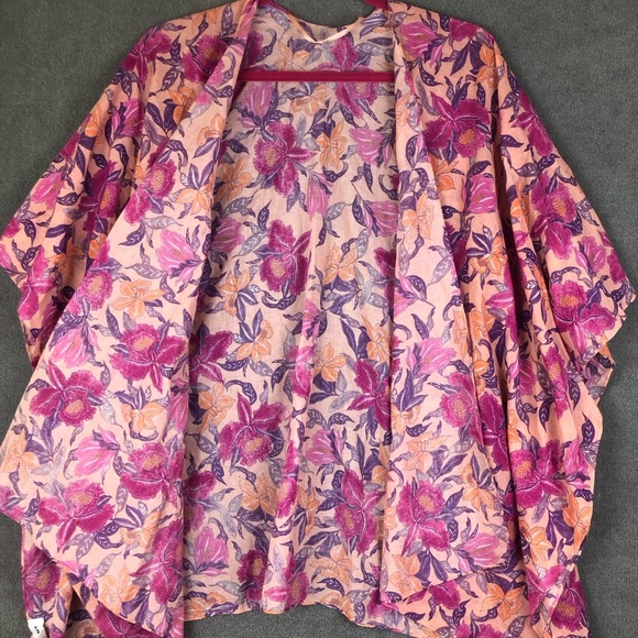Old navy floral swim cover up size XS-L - Picture 3 of 6